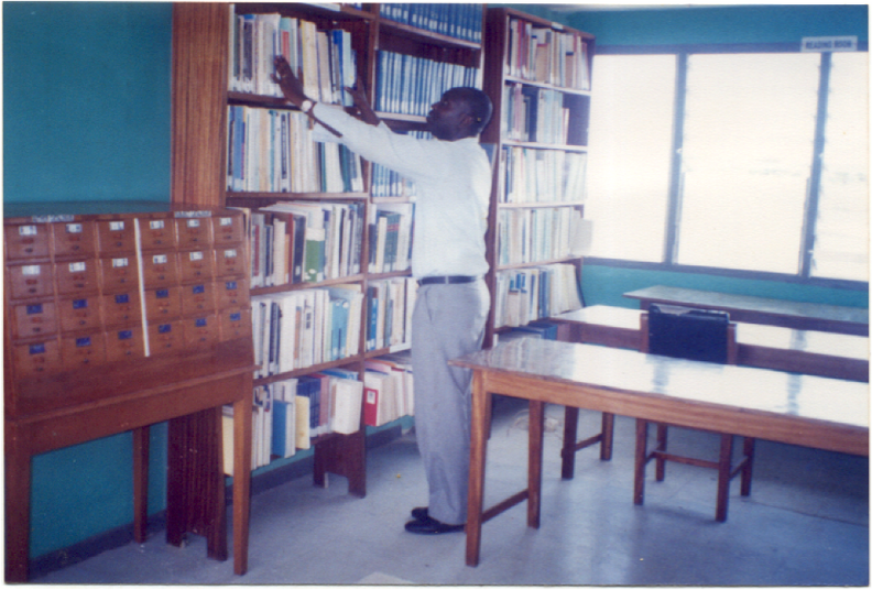 Ghana_old_library_1000x678_shkl.png